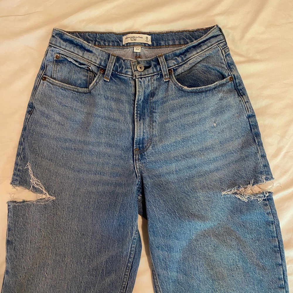 Abercrombie Baggy Mid Rise Jeans